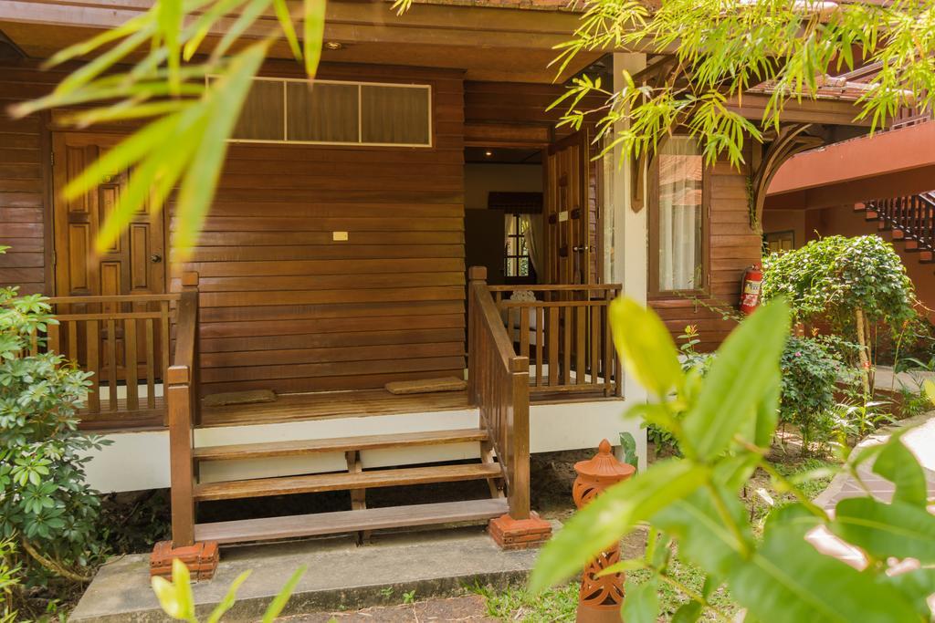 Coral Bangsaphan Resort Bang Saphan
