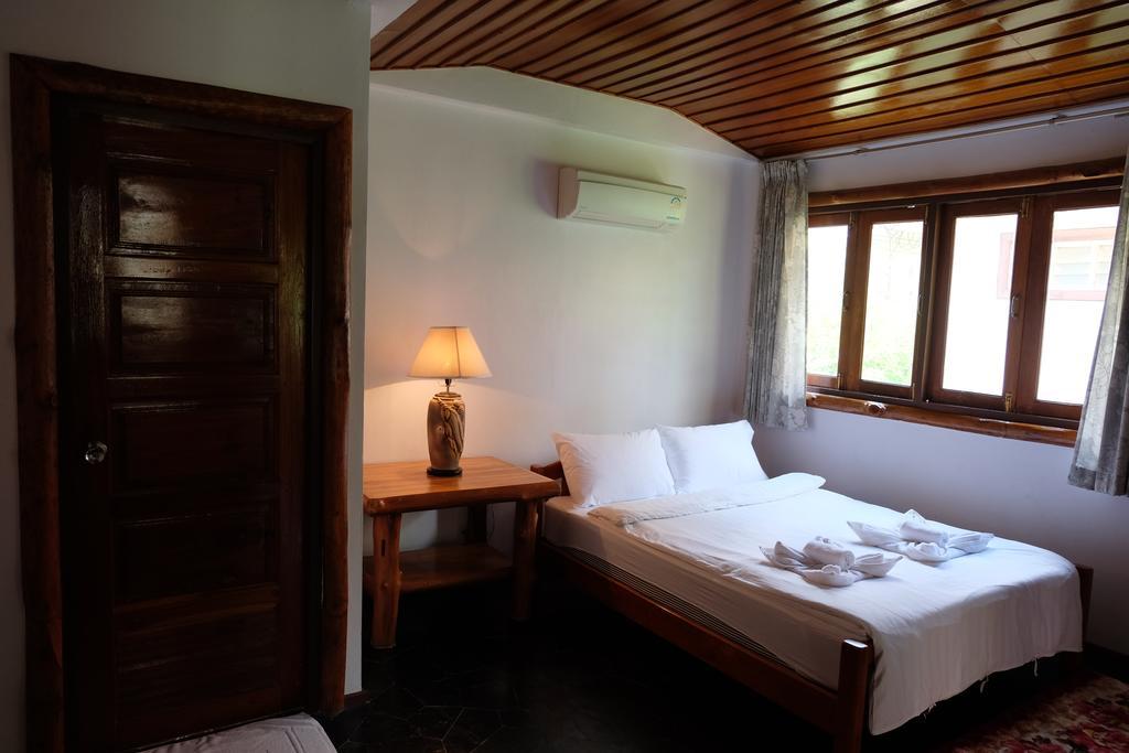 Khao Yai Country Hill Resort
