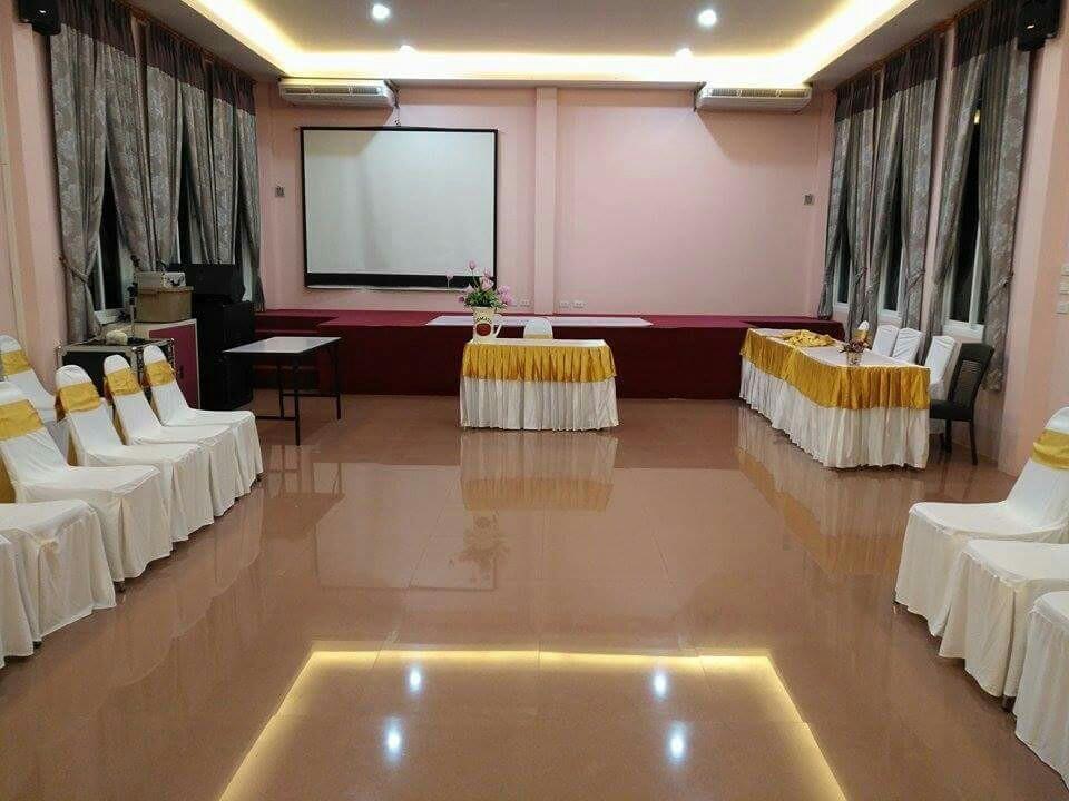 Stamp Hills Resort