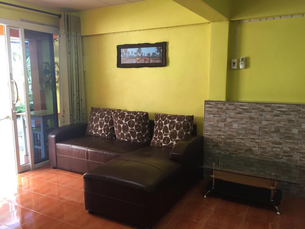 Baan Asree บ้านอัสรี Holiday home *