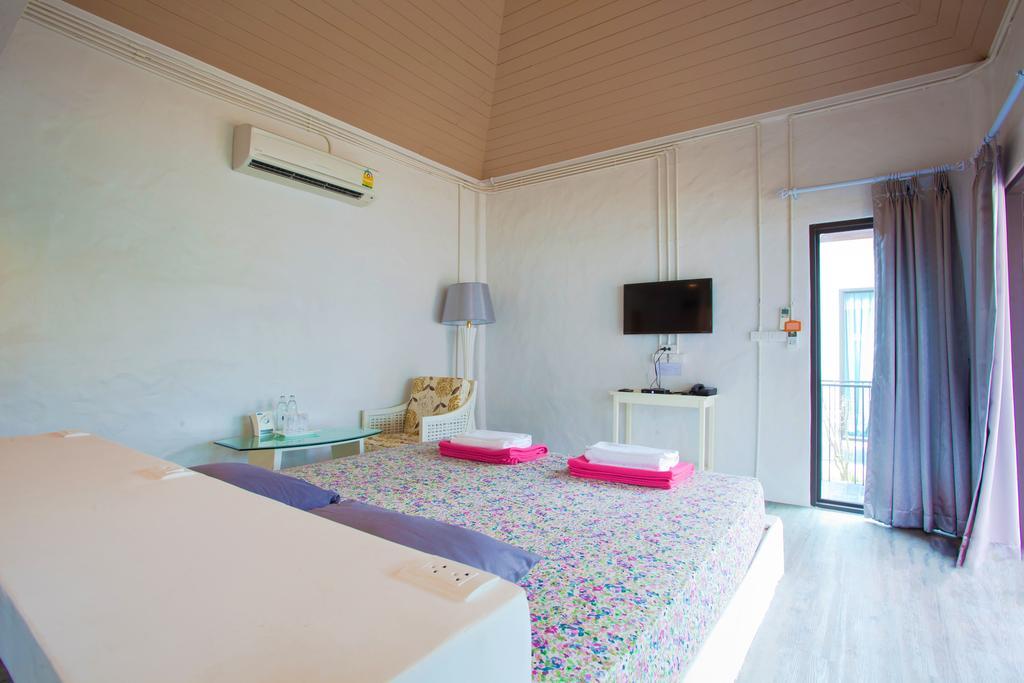 Chaam Eco Camp Resort Cha-Am