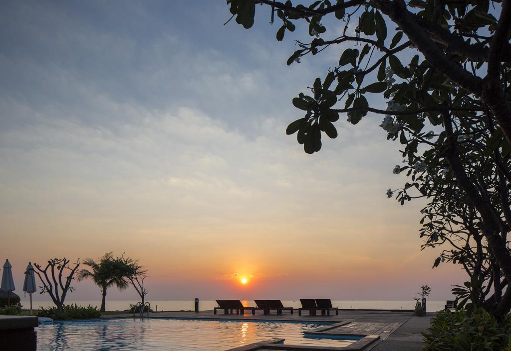 Resort I Tara & Haad Chao Samran