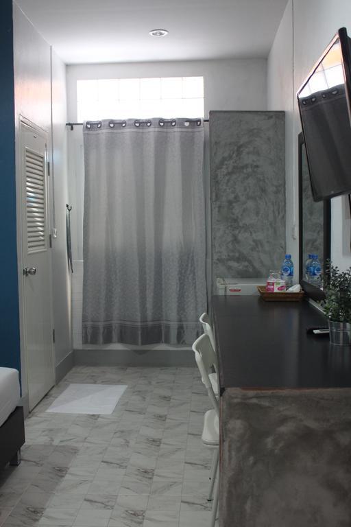 Hostel Krabi Nemo House