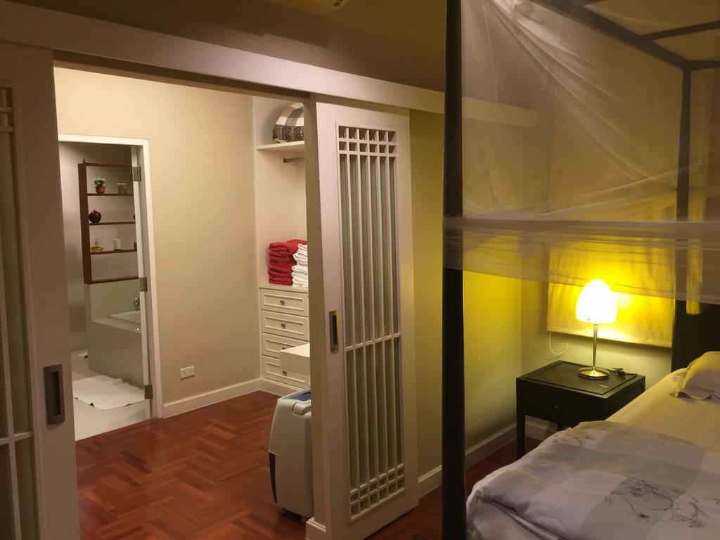 Baan Dhewaran Beachfront Villa *
