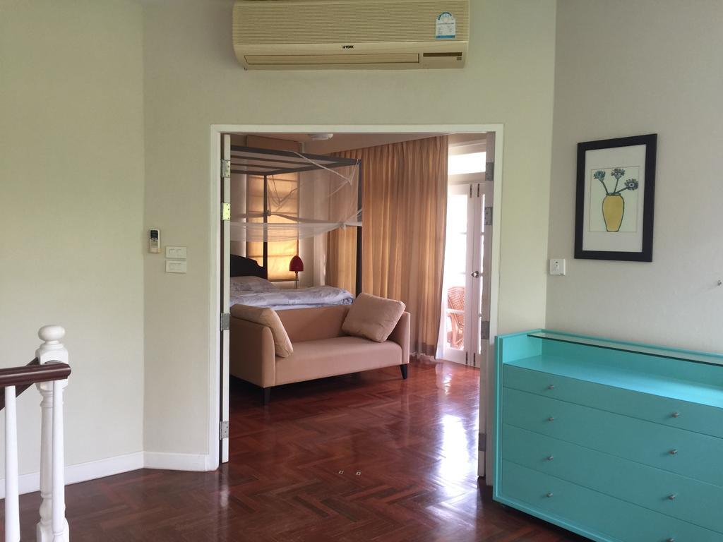 Villa Baan Dhewaran Beachfront