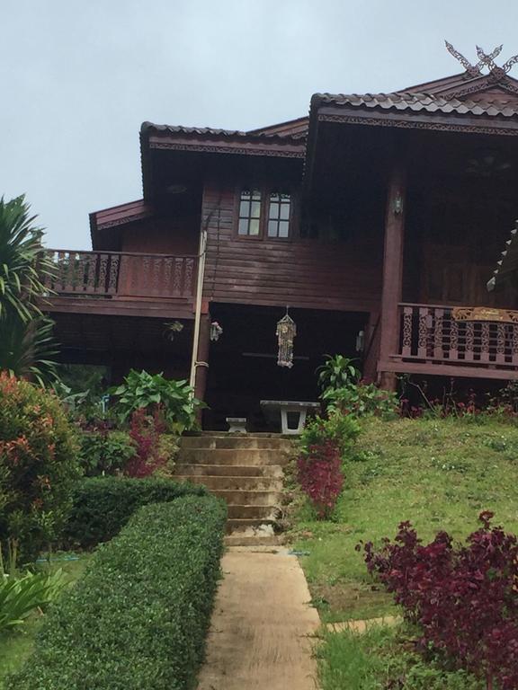 Phu Mok Dok Mai
