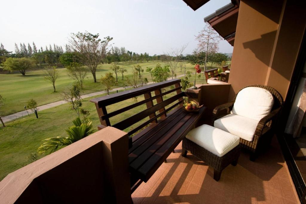 Mae Jo Golf & Resort