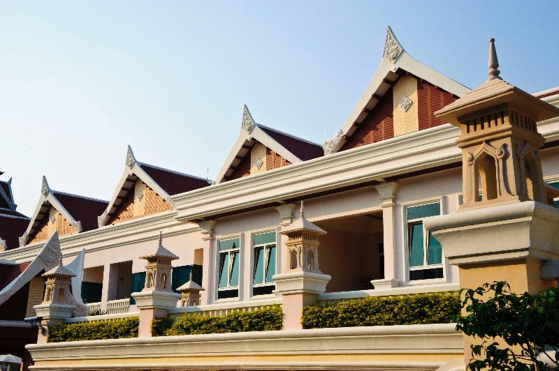 Resort Grand Pacific Sovereign &