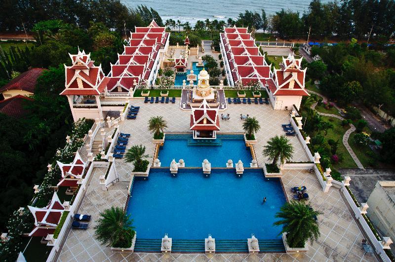 Grand Pacific Sovereign & Resort