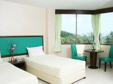 Nice Beach Hotel 2*