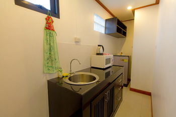 Resort Naiharn Retreat 3*
