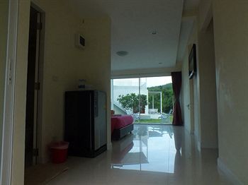 Worawee & Hotel 3*