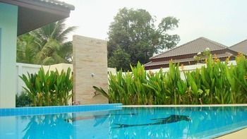 Resort Unique Paradise Bang Lamung