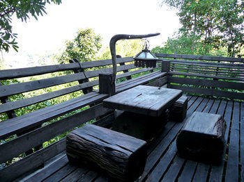 Resort Lhongkhao 3*