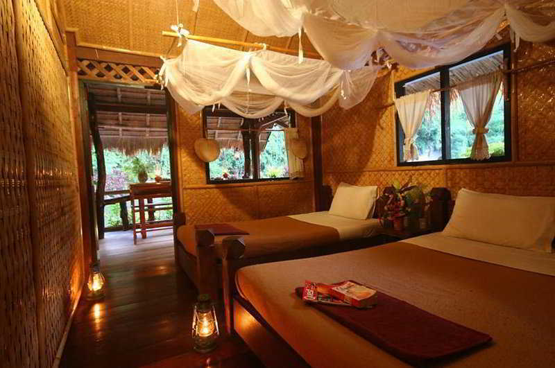 River Kwai Jungle Rafts Hotel 4*
