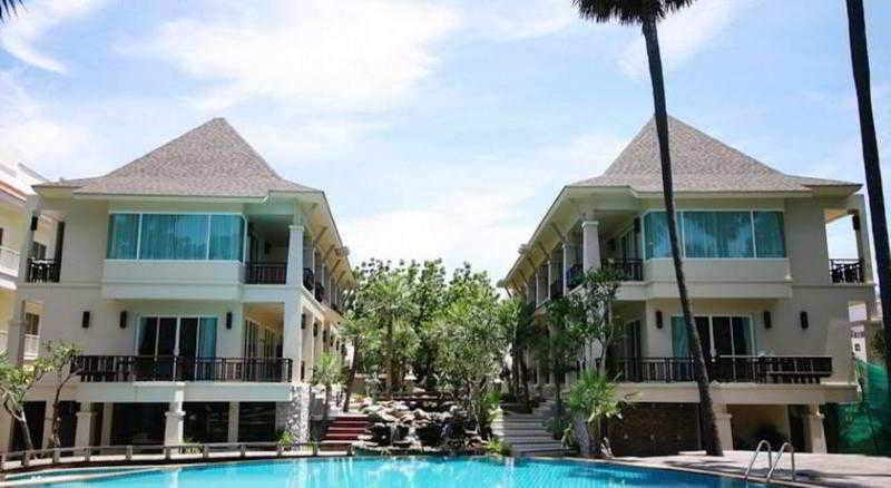 Bann Pantai 4*