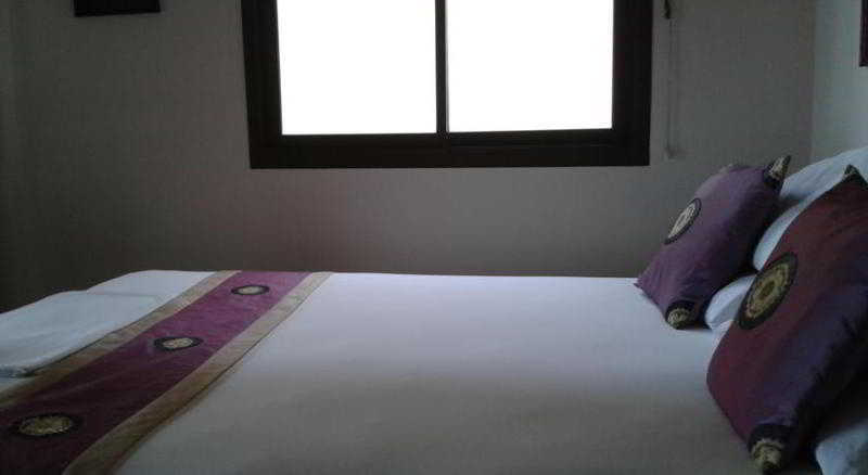 The Waterfront At Fishermans Village Resort 3*