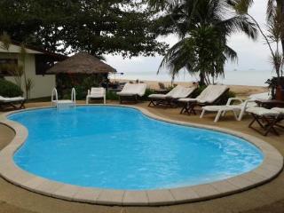 The Waterfront At Fishermans Village Resort