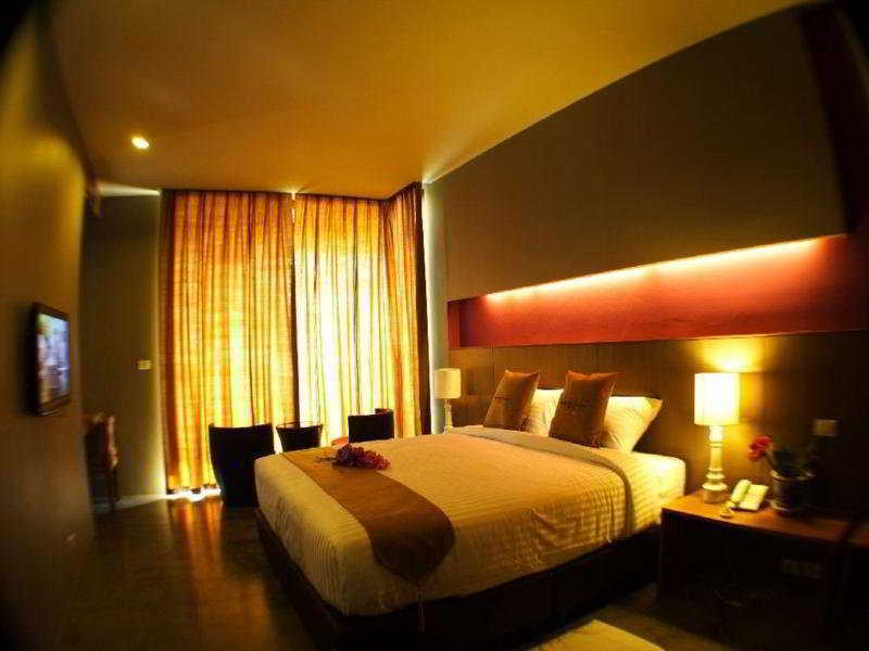 Treasure & Sukhothai