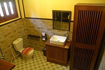 Heuan Parittapa Lanna Baan Tawai Hotel 3*