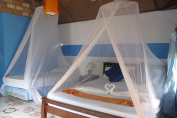Klong Jark Hotel *