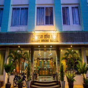 House Hotel 3*