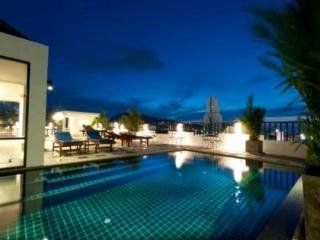 We At Sansabai Hotel 3*