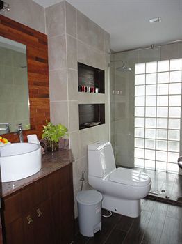Baan Caruso Apartment *