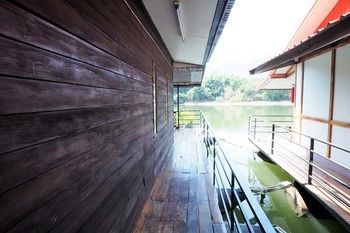 Khaothone River View Hotel Sai Yok