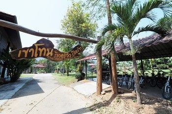 Khaothone River View Hotel