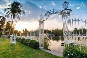 Hotel La Flora 3*