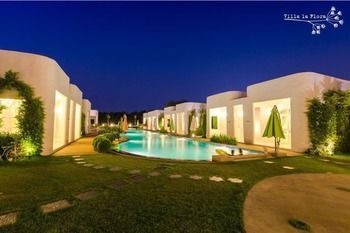 Hotel La Flora Kanchanaburi