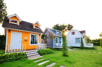 Rain Tree Hotel Kanchanaburi