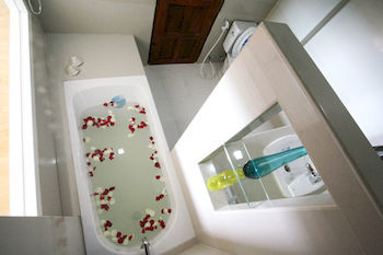 Morakot Twin Hotel