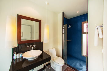 Onyx By Tropiclook Villa