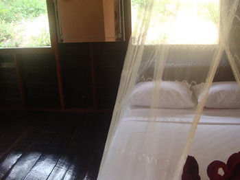 Khao Sok Silver Cliff