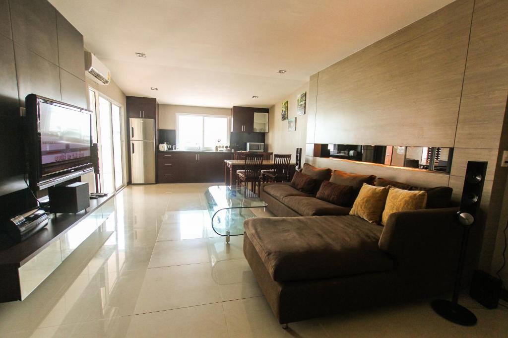 Brave Lion Inn Jomtien Beach
