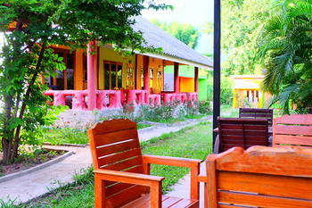 Resort Friendly Pai