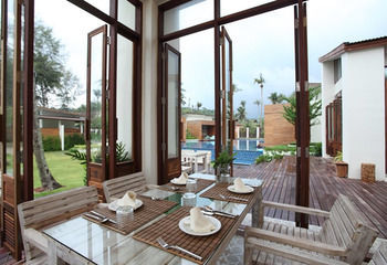 Wendy The Pool @ Koh Kood Resort 4*