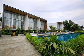Lg Lemon Grass Resort