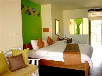 Sunshine Pool Hotel Pran Buri