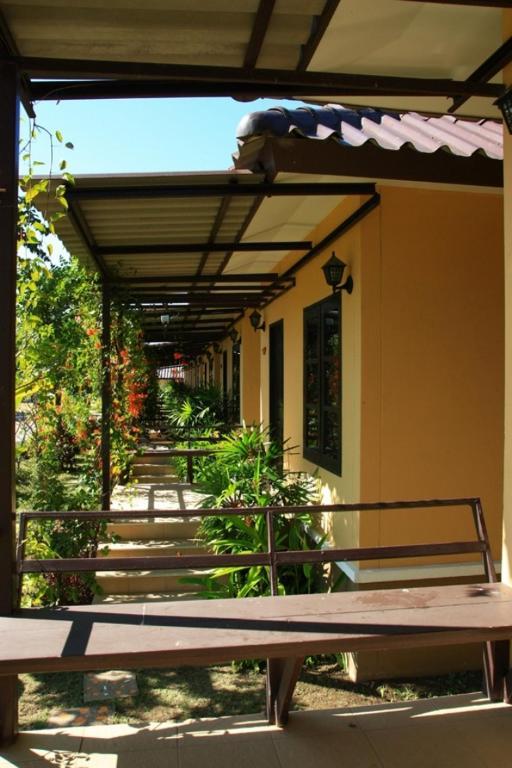 Suansiri Hotel 3*