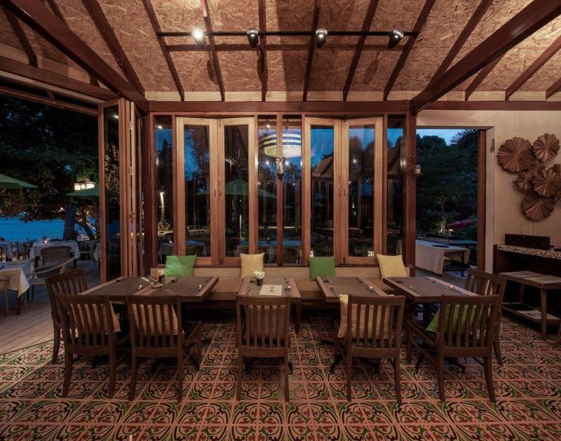 Oyo 75336 Blue & Hotel Koh Chang