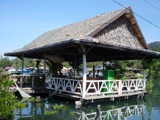 Guest house Baan Rim Nam 2*