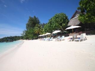 Lipe Resort Hotel