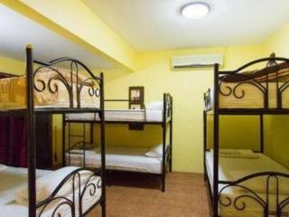 Hard Road Hotel 2*