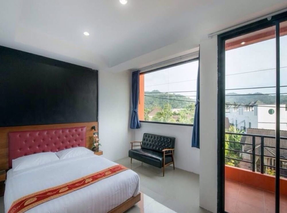 High So Low Cost Aparthotel Hotel