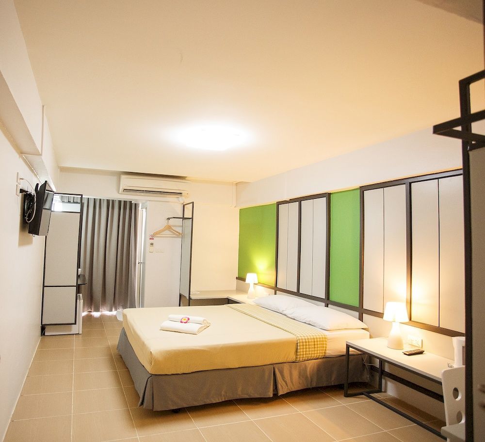 Hotel Regent Ngamwongwan 3*