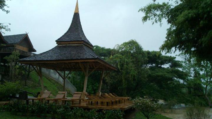 Mokfahsai Resort