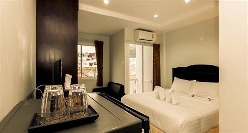 Hotel Nnj House 3*